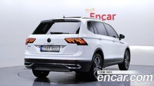 Volkswagen Tiguan 2.0 TSI Prestige 2023 года из Южной Кореи