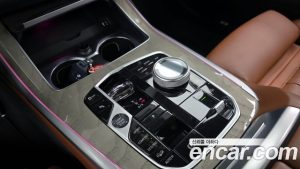 BMW X7 xDrive 40i Design Pure Excellence 6 2023 года из Южной Кореи