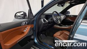 BMW X7 xDrive 40i Design Pure Excellence 6 2023 года из Южной Кореи