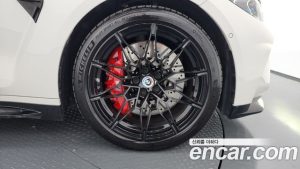 BMW M4 M4 Cabriolet Competition M xDrive 2023 года из Южной Кореи