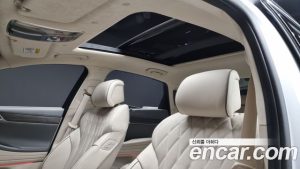 Genesis G80 Бензин 2.5 Turbo AWD 2025 года из Южной Кореи
