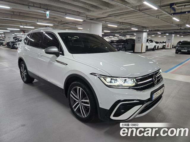Volkswagen Tiguan 2.0 TSI Prestige 2022 года из Кореи
