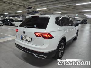 Volkswagen Tiguan 2.0 TSI Prestige 2022 года из Южной Кореи