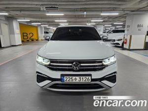 Volkswagen Tiguan 2.0 TSI Prestige 2022 года из Южной Кореи