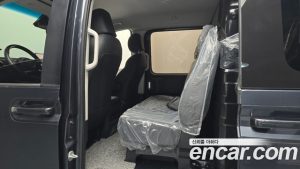 Hyundai Staria Wagon 5 2025 года из Южной Кореи
