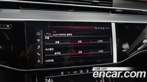 Audi A8 55 TFSI 4WD Premium LWB 2023 года из Южной Кореи