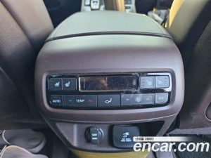 Hyundai Palisade Дизель 2.2 4WD 2024 года из Южной Кореи