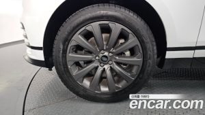 Land Rover Range Rover Velar 2.0 P250 R-Dynamic SE 2023 года из Южной Кореи