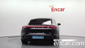 Porsche Taycan 4S 2023 года из Южной Кореи