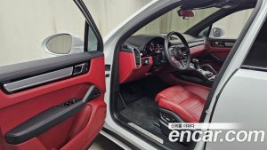 Porsche Cayenne 3.0 2023 года из Южной Кореи