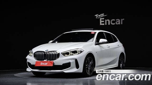 BMW 1-Series 120i M Sport 2024 года из Кореи