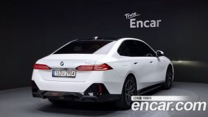 BMW 5-Series 520i M Sport 2024 года из Южной Кореи