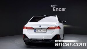 BMW 5-Series 520i M Sport 2024 года из Южной Кореи