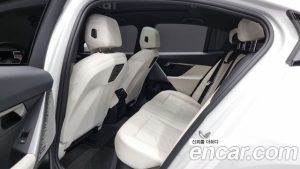 BMW 5-Series 520i M Sport 2024 года из Южной Кореи