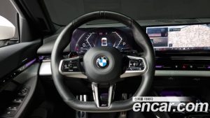 BMW 5-Series 520i M Sport 2024 года из Южной Кореи
