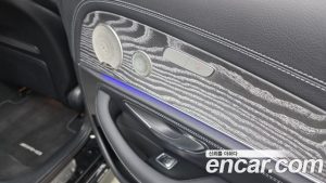Mercedes-Benz E-Class E350 4MATIC AMG Line 2023 года из Южной Кореи