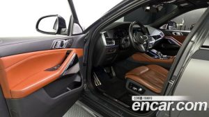 BMW X6 xDrive40d M Sport Online Exclusive 2023 года из Южной Кореи