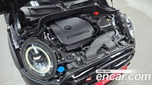 Mini Cooper 5Door CLASSIC 2024 года из Южной Кореи