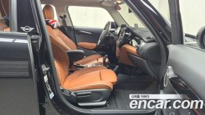 Mini Cooper 5Door CLASSIC 2024 года из Южной Кореи