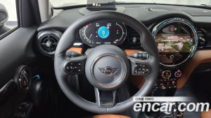 Mini Cooper 5Door CLASSIC 2024 года из Южной Кореи