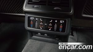 Audi A7 55 TFSI 4WD Premium 2023 года из Южной Кореи