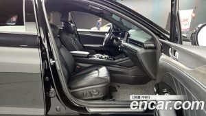 Kia K5 1.6 Turbo 2024 года из Южной Кореи