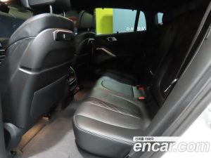 BMW X6 xDrive40i M Sport 2024 года из Южной Кореи