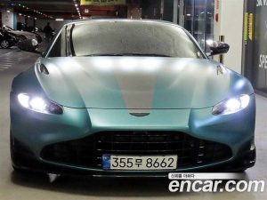 Astonmartin Vantage 4.0 V8 Roadster F1 Edition 2022 года из Южной Кореи
