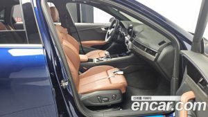 Audi A4 45 TFSI 4WD Premium 2023 года из Южной Кореи