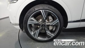 Genesis GV80 2.5T Бензин AWD 2025 года из Южной Кореи