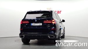 BMW X5 xDrive 40i M Sport 2024 года из Южной Кореи