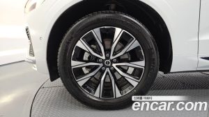 Volvo XC60 B5 ULTIMATE Bright 2024 года из Южной Кореи