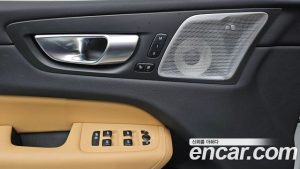 Volvo XC60 B5 ULTIMATE Bright 2024 года из Южной Кореи