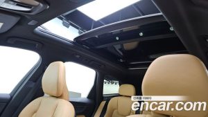 Volvo XC60 B5 ULTIMATE Bright 2024 года из Южной Кореи