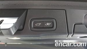 Volvo XC60 B5 ULTIMATE Bright 2024 года из Южной Кореи