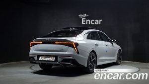 Kia K5 Signature 2024 года из Южной Кореи
