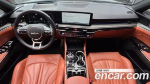 Kia K5 Signature 2024 года из Южной Кореи