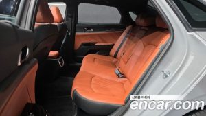 Kia K5 Signature 2024 года из Южной Кореи