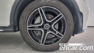 Mercedes-Benz GLC-Class GLC300 4MATIC Coupe 2023 года из Южной Кореи