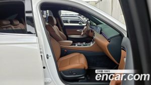 Genesis GV70 2.5T Бензин 2WD 2025 года из Южной Кореи