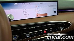 Genesis GV70 2.5T Бензин 2WD 2025 года из Южной Кореи