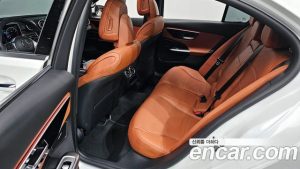 Mercedes-Benz C-Class C300 4MATIC Avantgarde 2024 года из Южной Кореи