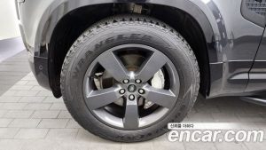 Land Rover Defender 130 P400 X- HSE 2023 года из Южной Кореи