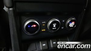 Land Rover Defender 130 P400 X- HSE 2023 года из Южной Кореи