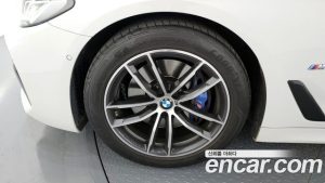 BMW 5-Series 520i M Sport 2023 года из Южной Кореи