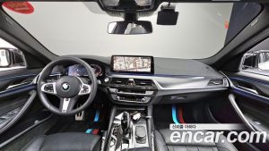 BMW 5-Series 520i M Sport 2023 года из Южной Кореи