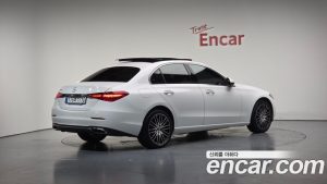 Mercedes-Benz C-Class C200 Avantgarde 2024 года из Южной Кореи