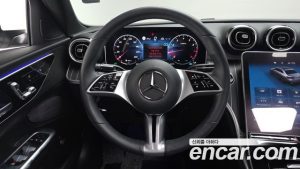 Mercedes-Benz C-Class C200 Avantgarde 2024 года из Южной Кореи