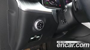 Mercedes-Benz C-Class C200 Avantgarde 2024 года из Южной Кореи