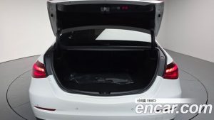 Mercedes-Benz C-Class C200 Avantgarde 2024 года из Южной Кореи